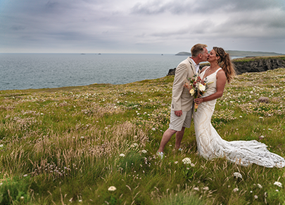Wedding on the cliff